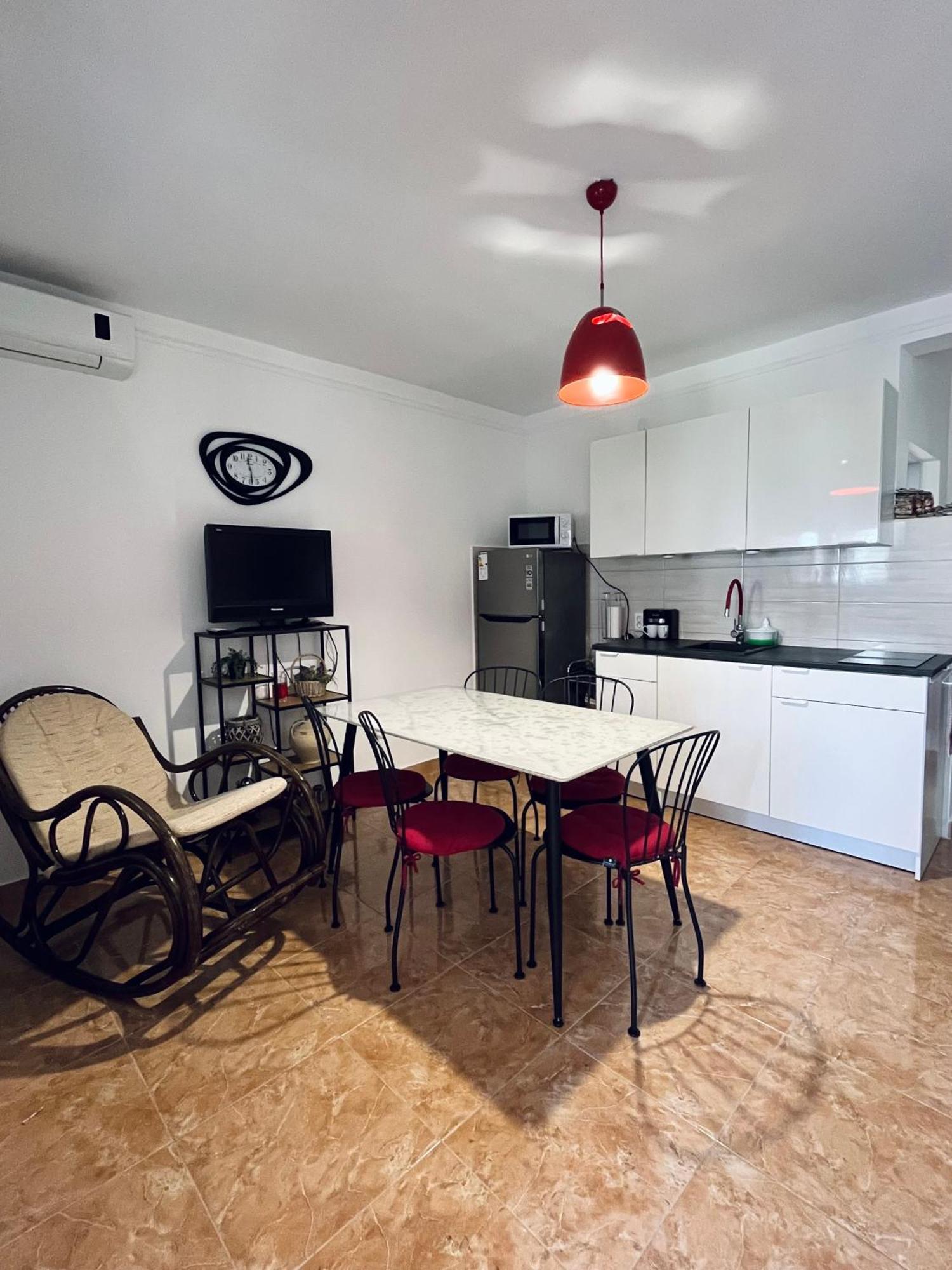 Mdm House Apartment ซูโตมอเร ภายนอก รูปภาพ